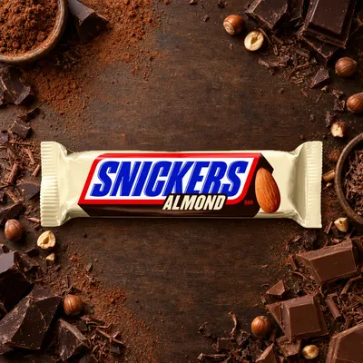 Snickers con almendras 50 g